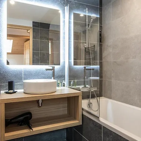 Terresens - Le Snoroc Apartmanhotel La Plagne